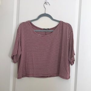 Loose! crop top with red and white stripes